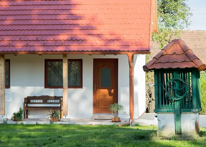 Almafas Apartmanhaz Orseg