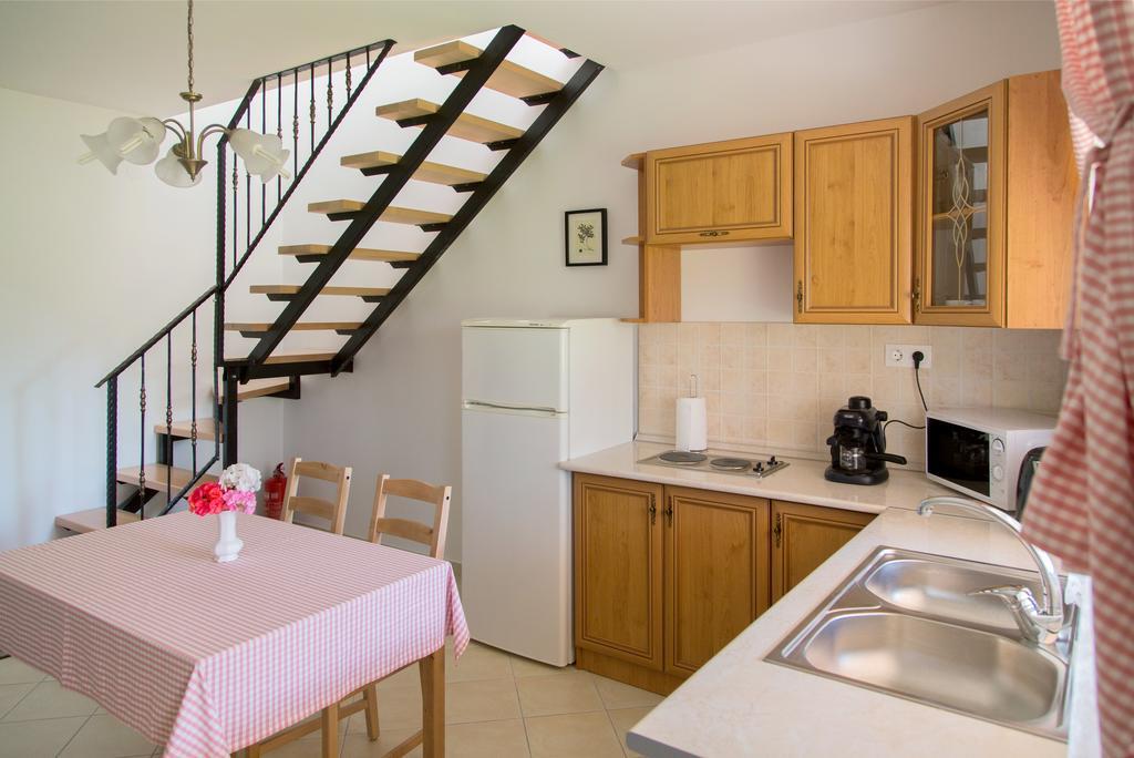 Apartment Almafas Apartmanhaz Orseg *
