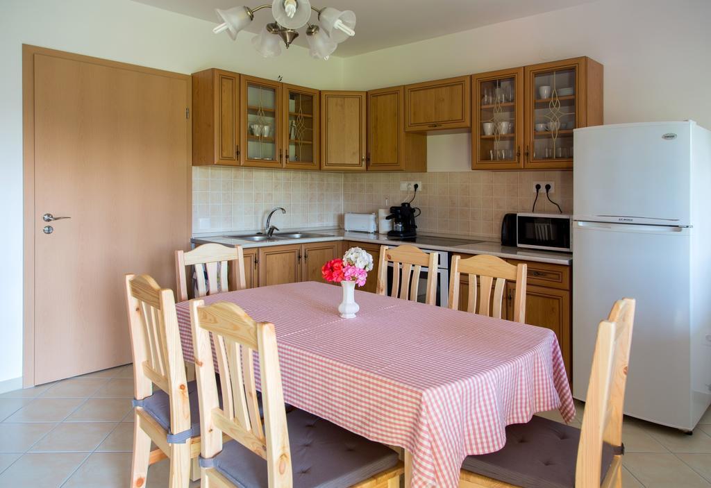Apartment Almafas Apartmanhaz Orseg