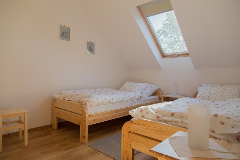 Almafas Apartmanhaz Orseg *