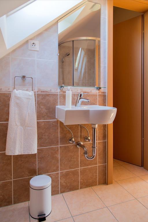 Apartment Almafas Apartmanhaz Orseg