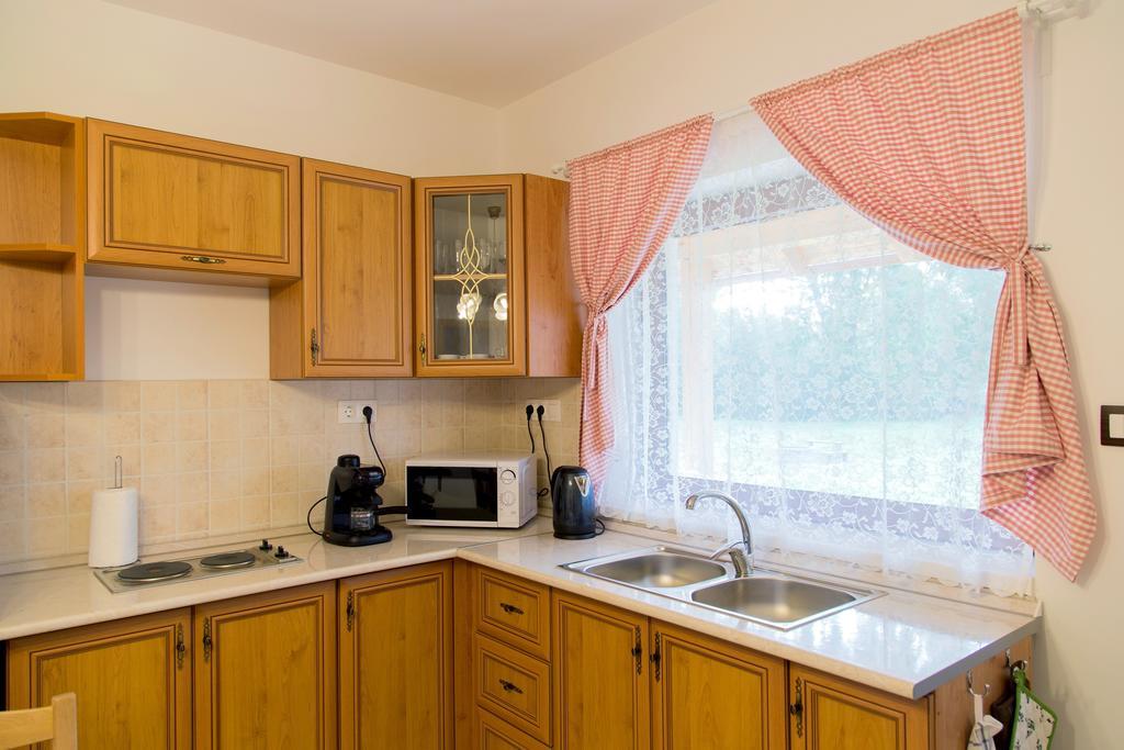 Apartment Almafas Apartmanhaz Orseg *